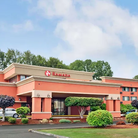Hotel Ramada By Wyndham Tukwila Southcenter